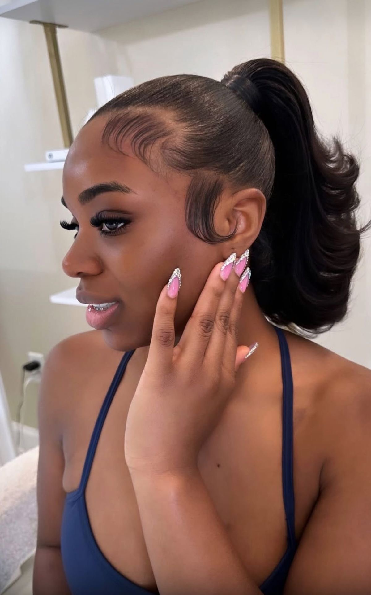 DD FLIP/BOUNCY PONYTAIL + 13X4 FRONTAL OR HD FRONTAL (BARBIE)